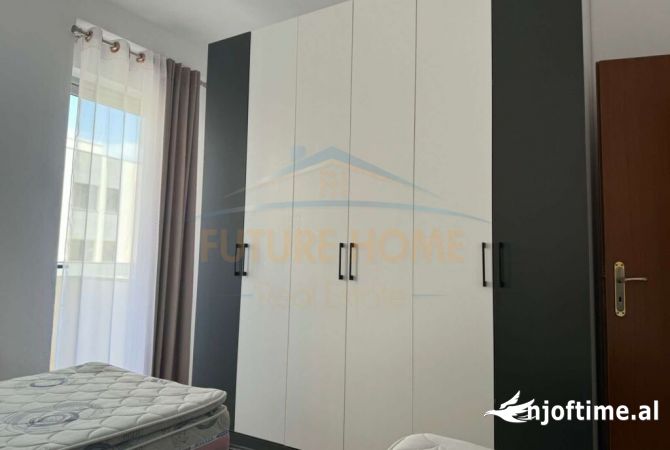 Shtepi me qera Apartament ne Tirane, 1+1, Mobilimi E mobiluar, Pagesa 400  Euro.