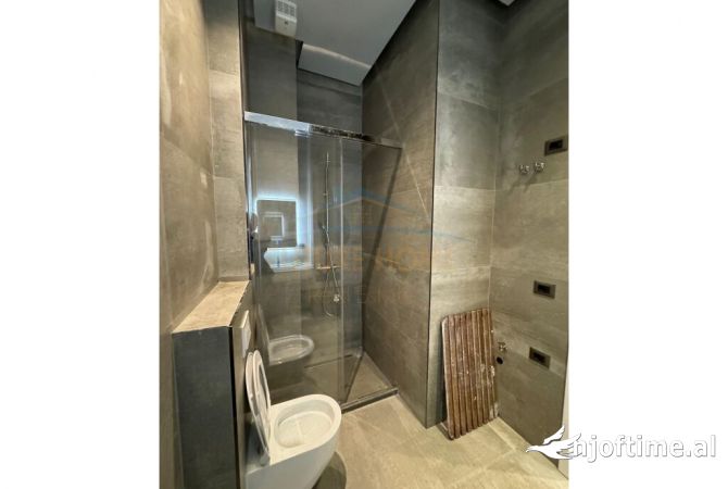 Shtepi ne shitje 2+1 ne Tirane - 160,000 Euro