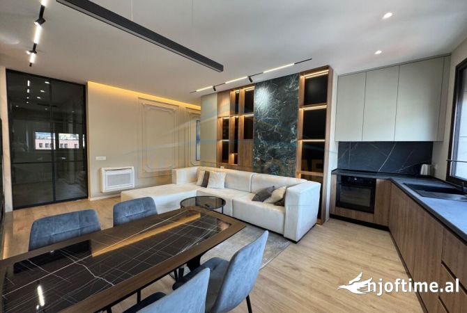 Shtepi me qera Apartament ne Tirane, 2+1, Mobilimi E mobiluar, Pagesa 1,600  Euro.