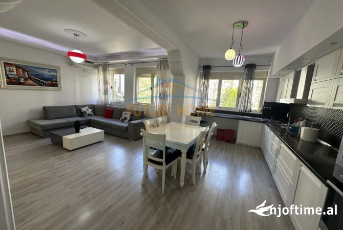 Shtepi ne shitje Apartament ne Tirane, 2+1, Mobilimi E mobiluar, Pagesa 185,000  Euro.