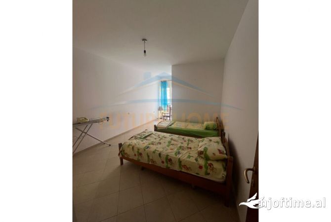 Shtepi me qera Apartament ne Tirane, 2+1, Mobilimi E mobiluar, Pagesa 650  Euro.