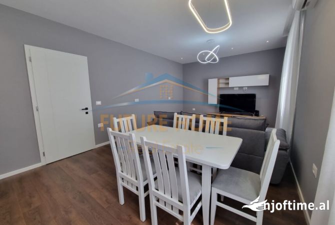 Shtepi me qera 2+1 ne Tirane - 800 Euro
