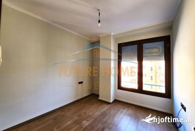 Ambient biznesi me qera 3+1 ne Tirane - 900 Euro
