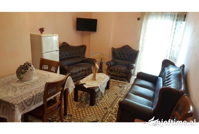 Shtepi me qera 1+1 ne Tirane - 500 Euro