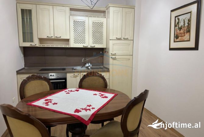 Casa in affitto 2+1 a Tirana - 800 Euro