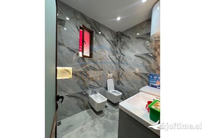 Shtepi me qera Apartament ne Tirane, 1+1, Mobilimi E mobiluar, Pagesa 600  Euro.