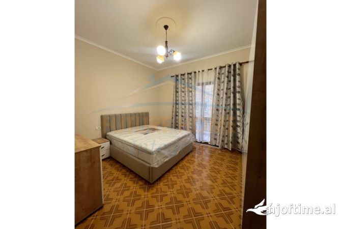 Shtepi me qera Apartament ne Tirane, 1+1, Mobilimi E mobiluar, Pagesa 600  Euro.