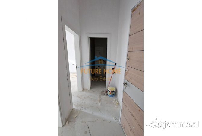 Shtepi ne shitje Apartament ne Tirane, 1+1, Mobilimi E mobiluar, Pagesa 200,000  Euro.