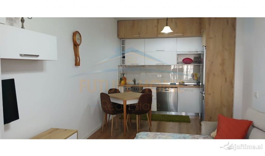 Shtepi me qera Apartament ne Tirane, 1+1, Mobilimi E mobiluar, Pagesa 600  Euro.