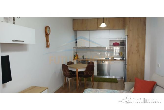 Apartament 1+1 për Qera. Rruga e Kavajes