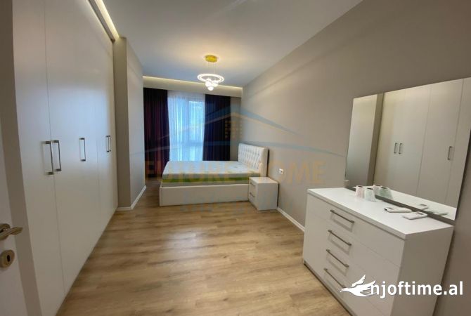 Shtepi me qera Apartament ne Tirane, 2+1, Mobilimi E mobiluar, Pagesa 700  Euro.