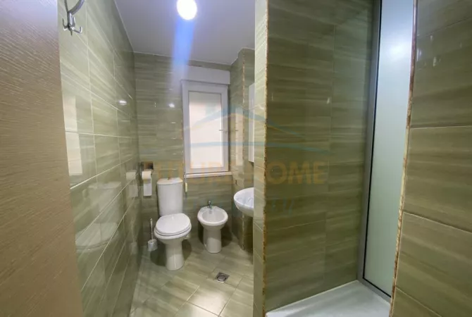 Shtepi me qera 2+1 ne Tirane - 750 Euro