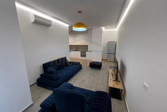 Shtepi me qera Apartament ne Tirane, 2+1, Mobilimi E mobiluar, Pagesa 750  Euro.