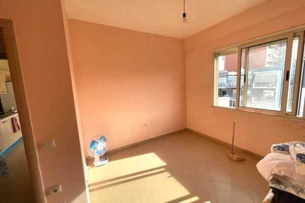 Appartamento in affitto a Tirana 2+1, Arredato