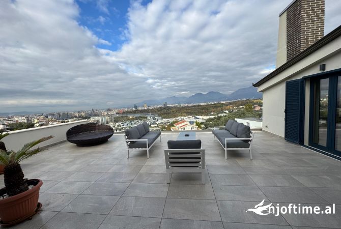 Shtepi me qera 7+1 ne Tirane - 6,500 Euro