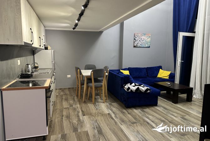 Shtepi me qera 2+1 ne Tirane - 550 Euro