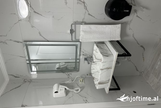 Shtepi me qera Duplex(shtepi me 2 kate) ne Tirane, 2+1, Mobilimi E mobiluar, Pagesa 550  Euro.