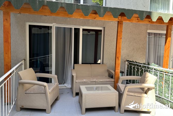 Shtepi me qera Duplex(shtepi me 2 kate) ne Tirane, 2+1, Mobilimi E mobiluar, Pagesa 550  Euro.