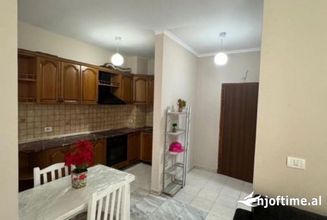 Shtepi ne shitje 2+1 ne Tirane - 115,000 Euro