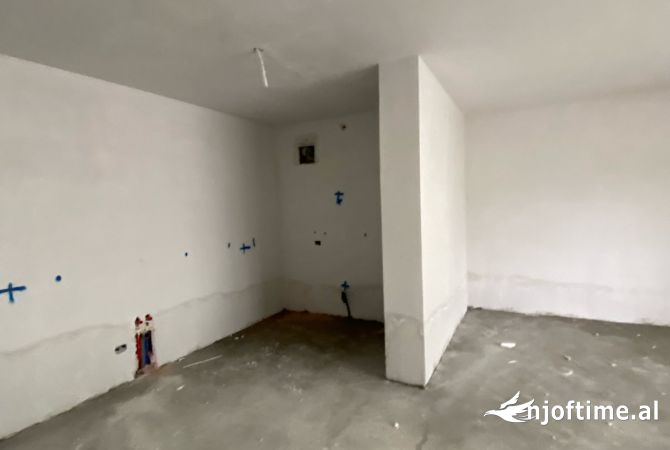 Shtepi ne shitje 2+1 ne Tirane - 92,000 Euro