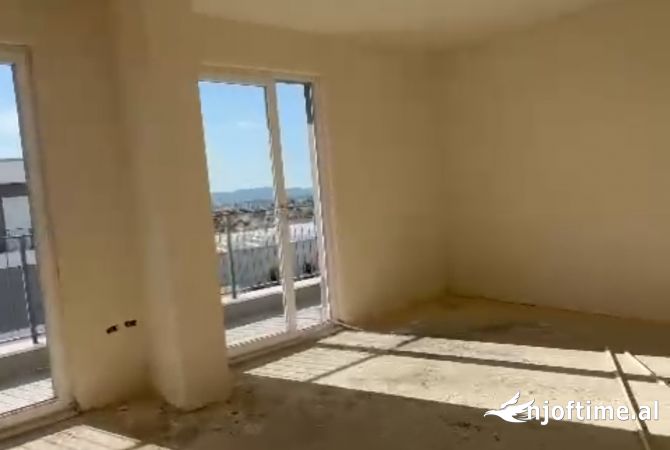Shtepi ne shitje 2+1 ne Tirane - 110,000 Euro