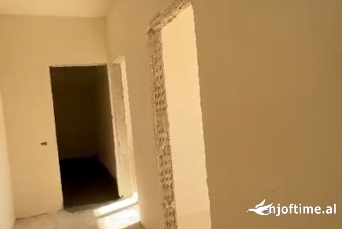 Shtepi ne shitje 2+1 ne Tirane - 110,000 Euro