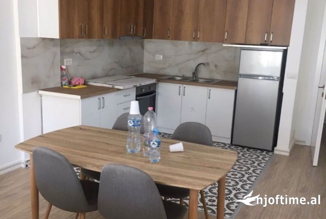 Shtepi ne shitje 1+1 ne Tirane - 140,000 Euro