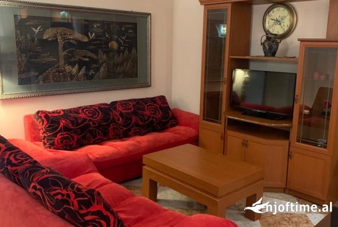 Shtepi me qera 1+1 ne Tirane - 350 Euro