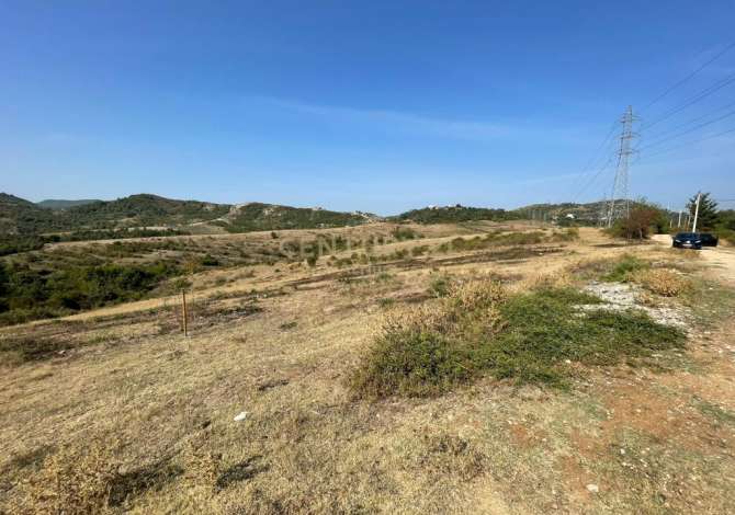 Truall ose Toke ne Tirane - 140,000 Euro