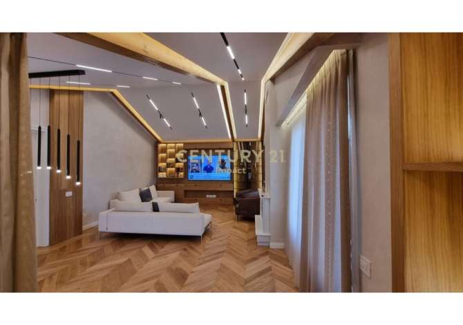 Shtepi ne shitje 3+1 ne Tirane - 490,000 Euro