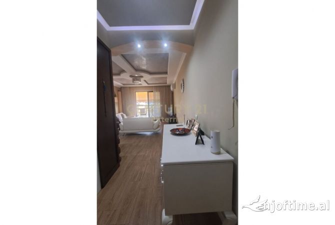 Shtepi ne shitje 2+1 ne Tirane - 160,000 Euro