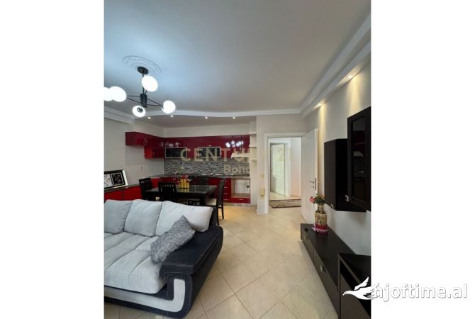Shtepi ne shitje 2+1 ne Tirane - 127,000 Euro