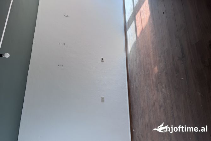 Shtepi me qera 2+1 ne Tirane - 55,000 Leke