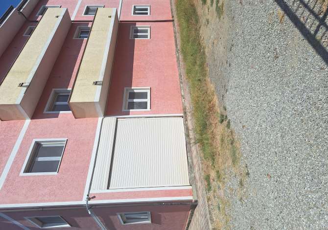 Ambient biznesi me qera 4+1 ne Durres - 300 Euro