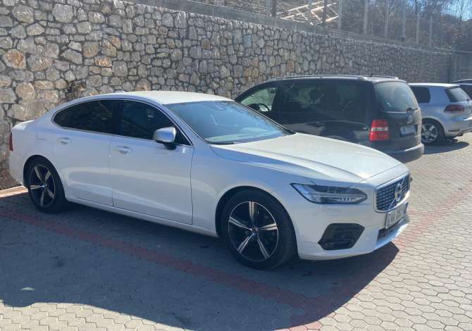 Auto in Vendita  a Tirana - 30,000 Euro