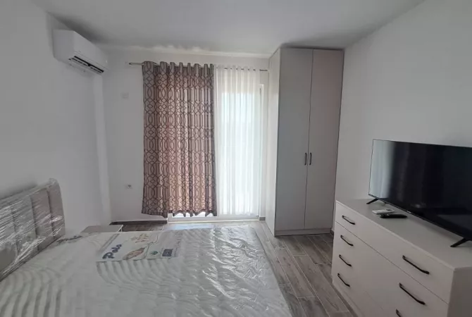 Shtepi me qera 1+1 ne Tirane - 400 Euro