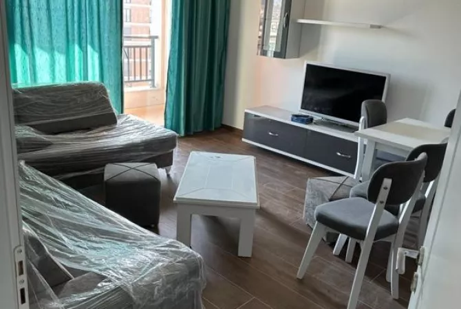 Shtepi me qera 1+1 ne Tirane - 400 Euro
