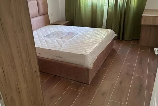 Shtepi me qera Apartament ne Tirane, 1+1, Mobilimi E mobiluar, Pagesa 400  Euro.