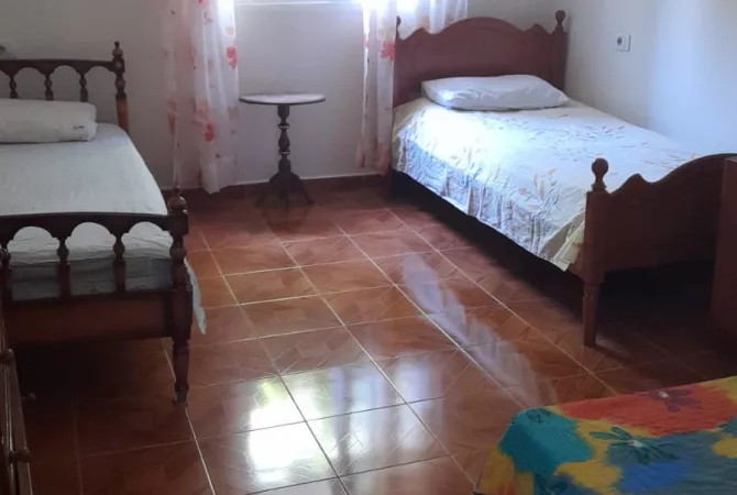 Shtepi me qera 1+1 ne Tirane - 250 Euro