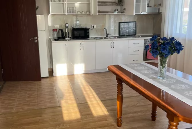 Shtepi me qera 2+1 ne Tirane - 45,000 Leke