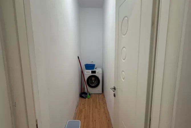 Shtepi me qera 2+1 ne Tirane - 35,000 Leke