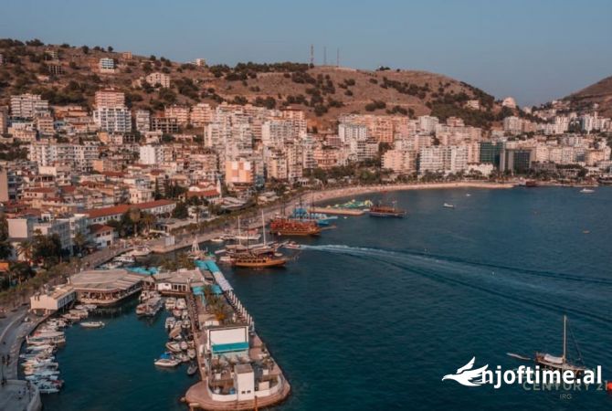 Ambient biznesi ne shitje 5+1 ne Sarande - 1,700,000 Euro