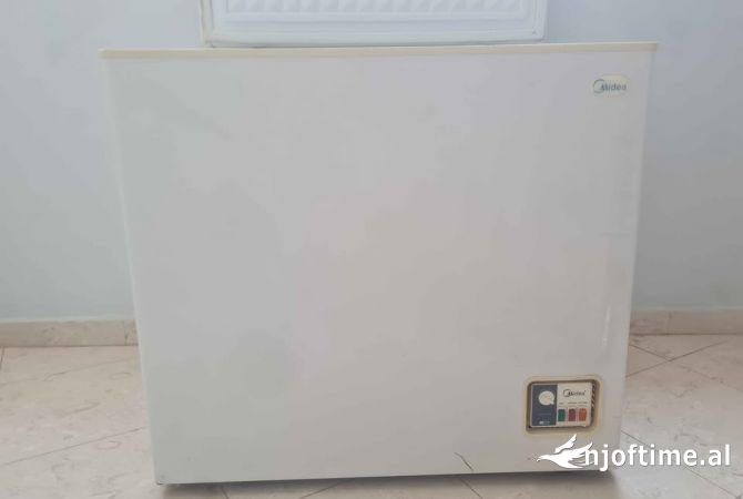 Mobilje dhe Elektroshtepiake  ne Berat - 220 Euro
