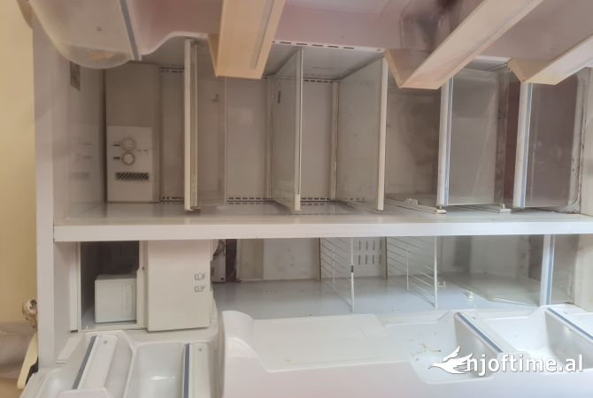Mobilje dhe Elektroshtepiake  ne Berat - 330 Euro