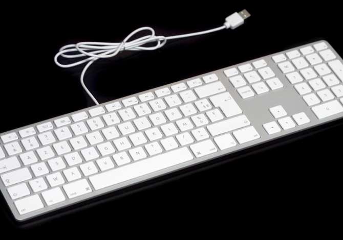 Computers and Electronics  in Tirana - 1,500 Euro
