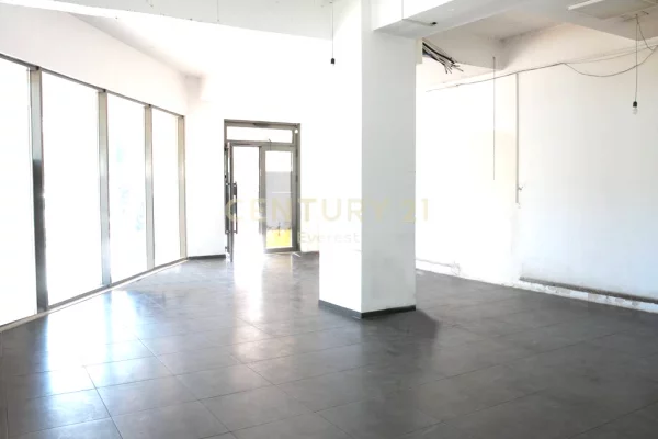 Ambient biznesi ne shitje 1+1 ne Tirane - 275,000 Euro
