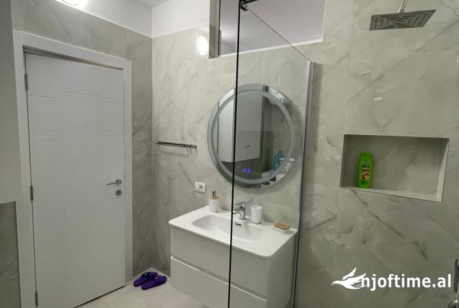 Shtepi me qera 1+1 ne Tirane - 700 Euro