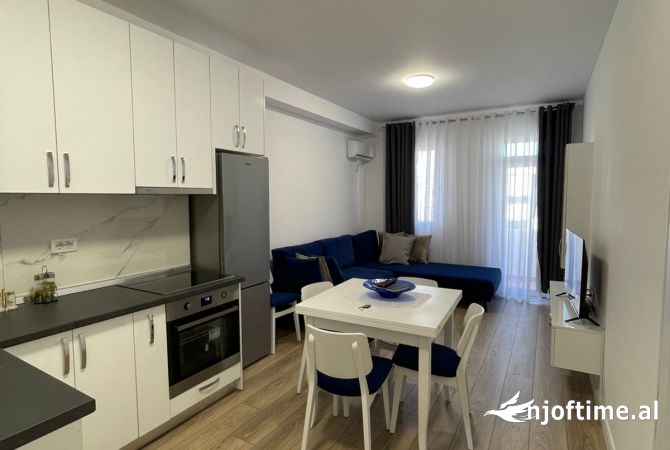 Shtepi me qera 1+1 ne Tirane - 700 Euro