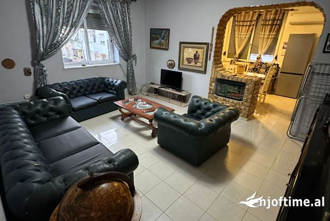 Shtepi me qera 2+1 ne Tirane - 700 Euro