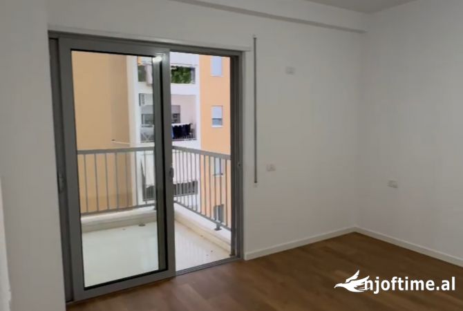 Shtepi ne shitje 1+1 ne Tirane - 155,000 Euro